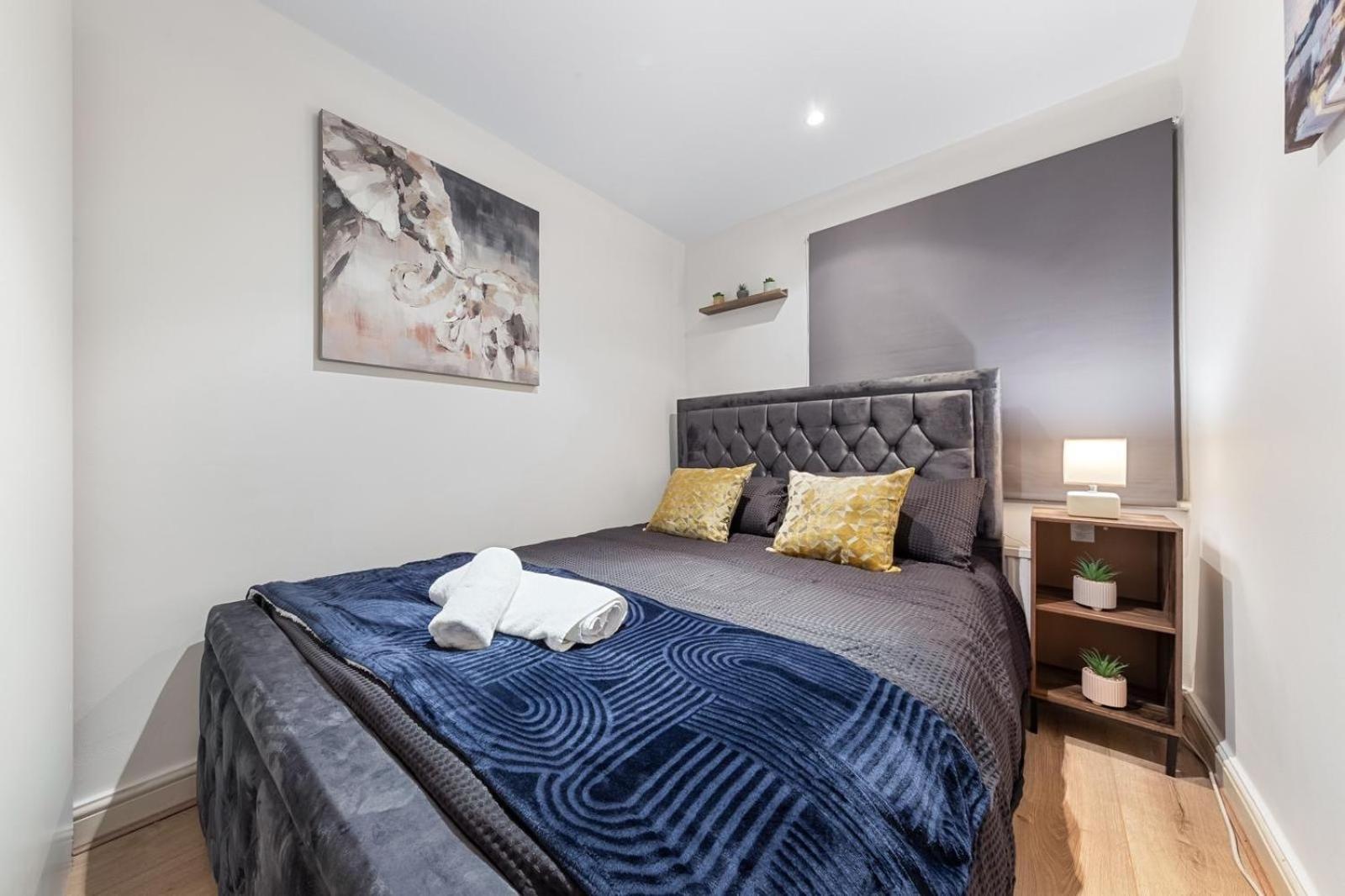 Deluxe Apartment - 1 Min Away From Camden Market And Station Londres Exterior foto